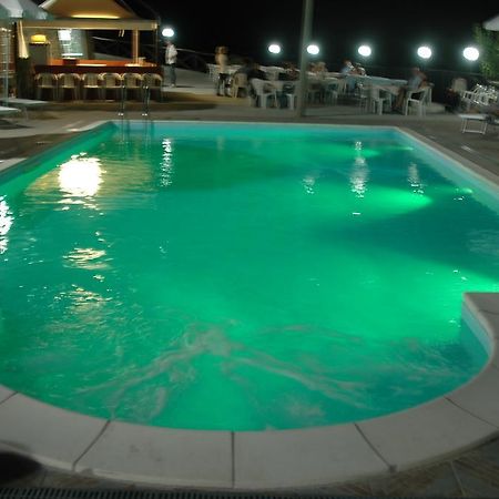 Agriturismo La Palombara Paola Dış mekan fotoğraf