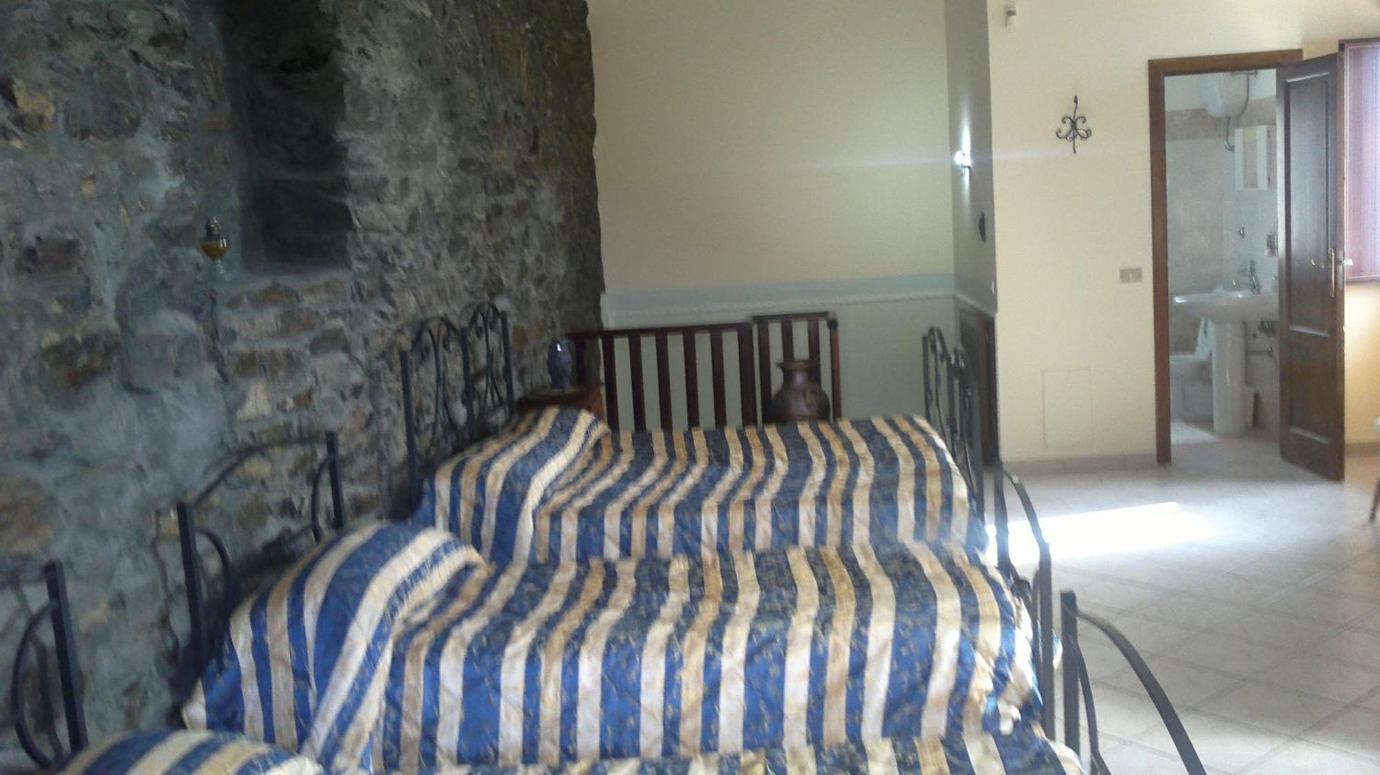 Agriturismo La Palombara Paola Dış mekan fotoğraf