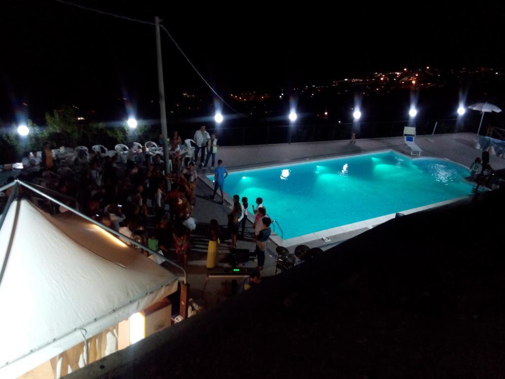 Agriturismo La Palombara Paola Dış mekan fotoğraf